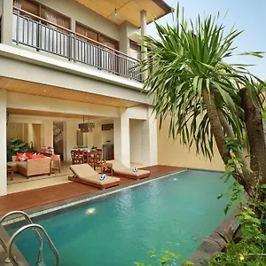  Villa Kamajaya Indonesia
